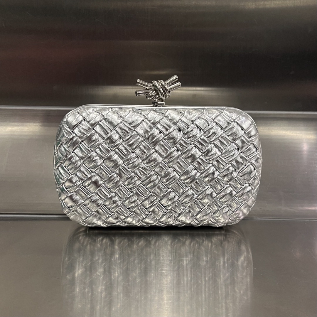 Knot Padded Intreccio Leather Clutch Silver